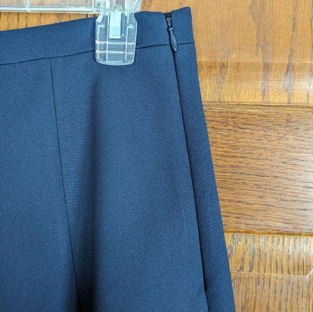 NWOT J Crew Navy Blue Flared Mini Skirt - Size 6 - Picture 2 of 6